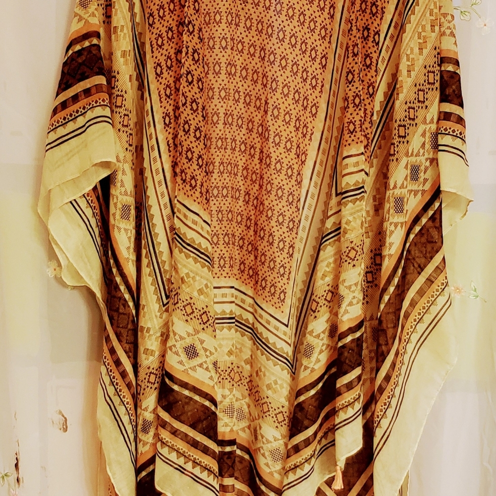 Woman poncho